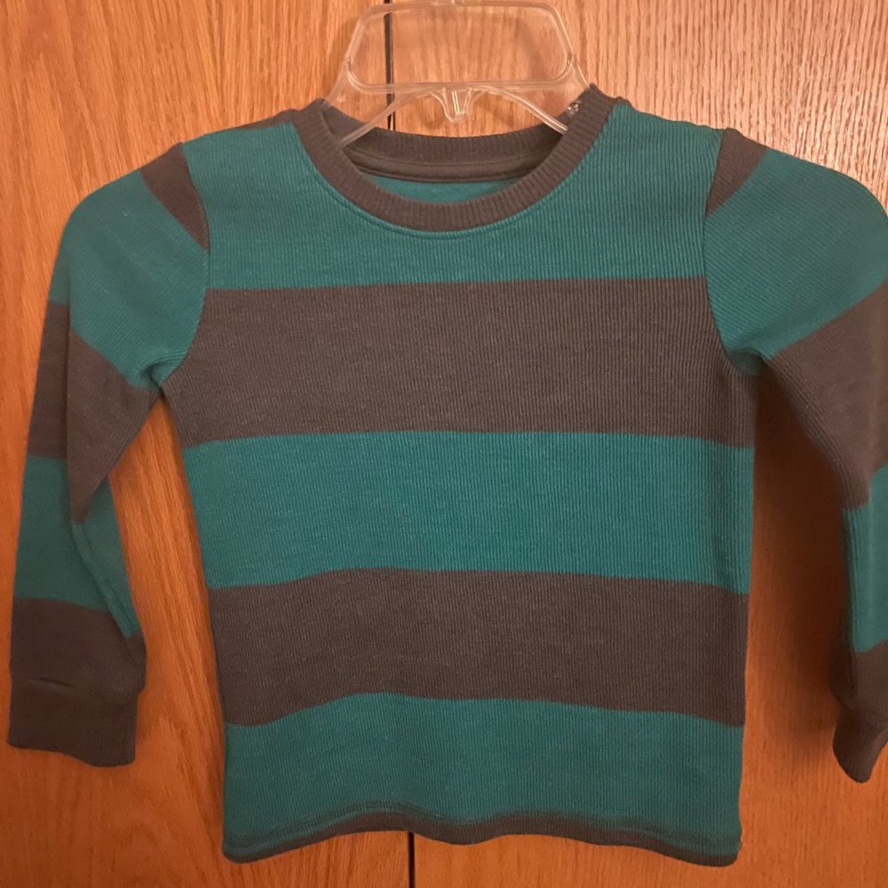 Jumping Bean Boy's Sweater Size 5